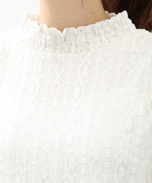 Honeys（ハニーズ）の「総レースハイネックプルオーバー（Tシャツ/カットソー・レディース・ブラック/サックスブルー/アイボリー/ラベンダー・L/M/S）」の17枚目の写真