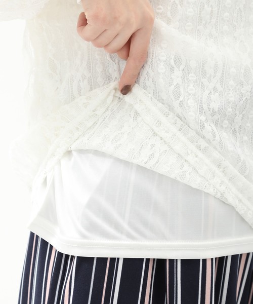 Honeys（ハニーズ）の「総レースハイネックプルオーバー（Tシャツ/カットソー・レディース・ブラック/サックスブルー/アイボリー/ラベンダー・L/M/S）」の12枚目の写真