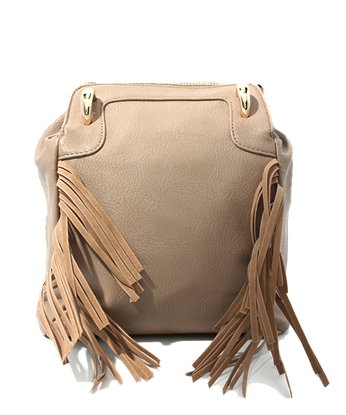 Chico（チコ）の「2WAYフリンジバック（ショルダーバッグ・レディース・アイボリー/グレイッシュベージュ/ブラック・FREE）」の3枚目の写真