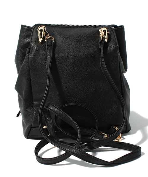 Chico（チコ）の「2WAYフリンジバック（ショルダーバッグ・レディース・アイボリー/グレイッシュベージュ/ブラック・FREE）」の4枚目の写真