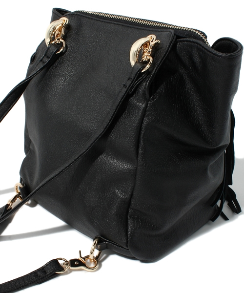 Chico（チコ）の「2WAYフリンジバック（ショルダーバッグ・レディース・アイボリー/グレイッシュベージュ/ブラック・FREE）」の6枚目の写真