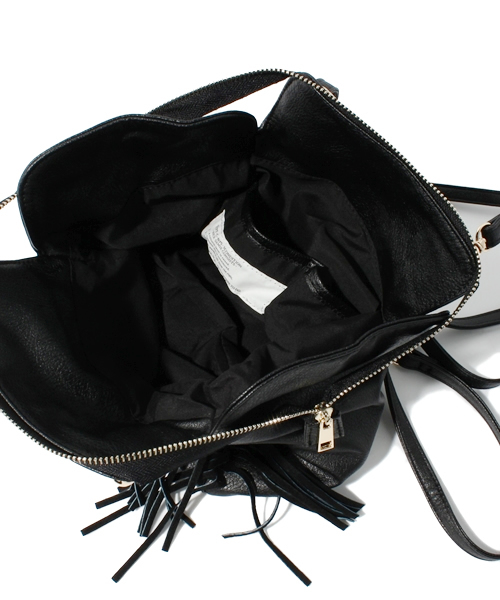 Chico（チコ）の「2WAYフリンジバック（ショルダーバッグ・レディース・アイボリー/グレイッシュベージュ/ブラック・FREE）」の10枚目の写真