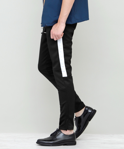 EMMA CLOTHES（エマクローズ）の「サイドライントラックパンツ (スキニー/テーパード/ワイド)（その他パンツ・メンズ・ブラック系その他/ブラック系その他2/ブラック系その他3・M/L）」の11枚目の写真