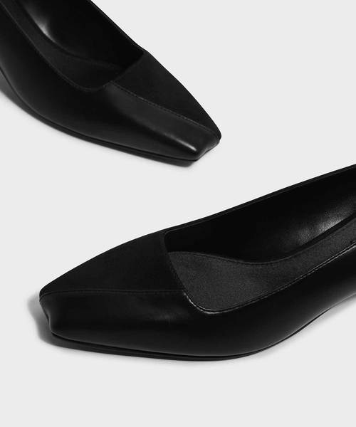 CHARLES & KEITH(チャールズ & キース)の「トラペーズヒールパンプス / TRAPEZE HEEL PUMPS(パンプス・レディース・ブラック/ブルー・22.5cm/23cm/23.5cm/24.5cm/25cm)」の6枚目の写真