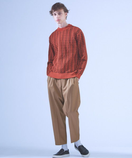 ABAHOUSE（アバハウス）の「ポリエステルジャガードモックネックニット（ニット/セーター・メンズ・ネイビー/ブラウン/オレンジ・44/46/48）」の11枚目の写真