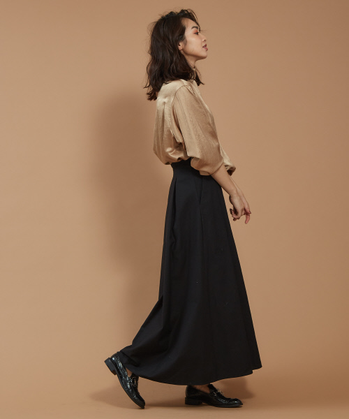 Abahouse Devinette（ドゥヴィネット）の「ドレープネックブラウス（シャツ/ブラウス・レディース・ベージュ/ネイビー・フリー）」の4枚目の写真