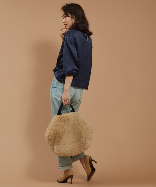 Abahouse Devinette（ドゥヴィネット）の「ドレープネックブラウス（シャツ/ブラウス・レディース・ベージュ/ネイビー・フリー）」の6枚目の写真