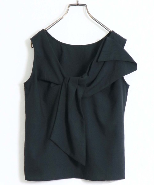 HER CLOSET(ハークローゼット)の「【HERCLOSET】前後2WAYツイストリボンノースリトップス(シャツ/ブラウス・レディース・アイボリー/ベージュ/ブラック/マスタード/カーキ/ブルー系その他・M)」の8枚目の写真