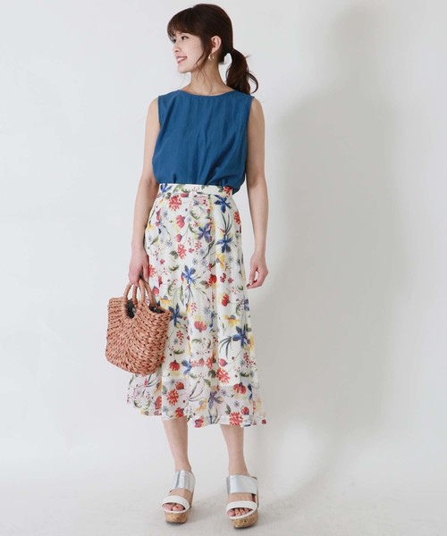 HER CLOSET(ハークローゼット)の「【HERCLOSET】前後2WAYツイストリボンノースリトップス(シャツ/ブラウス・レディース・アイボリー/ベージュ/ブラック/マスタード/カーキ/ブルー系その他・M)」の21枚目の写真