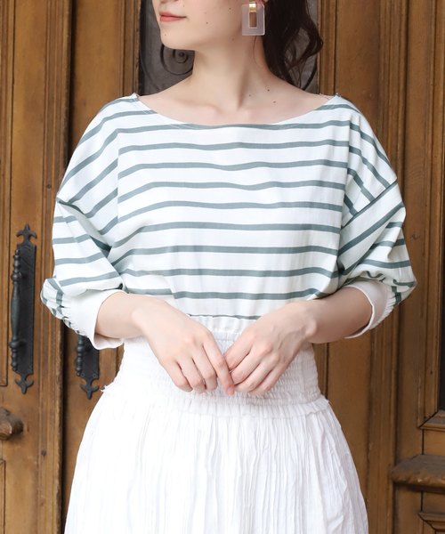 one after another NICE CLAUP(ワンアフターアナザーナイスクラップ)の「ワンショルダー2wayトップス(Tシャツ/カットソー・レディース・オフホワイト/ブラウン/テラコッタ/ベージュ/グリーン・FREE)」の18枚目の写真