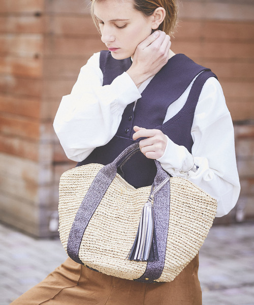 VIOLAd'ORO（ヴィオラドーロ）の「【VIOLAd'ORO】 ラフィアトートバッグ　V-8087 SANDRO（トートバッグ・レディース・ネイビー/ブラウン/シルバー/アイボリー/ゴールド・FREE）」の9枚目の写真