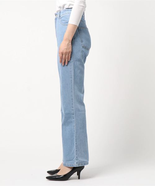archives(アルシーヴ)の「ブーツカットデニムパンツ(デニムパンツ・レディース・ネイビー/ブルー・SMALL/MEDIUM)」の4枚目の写真