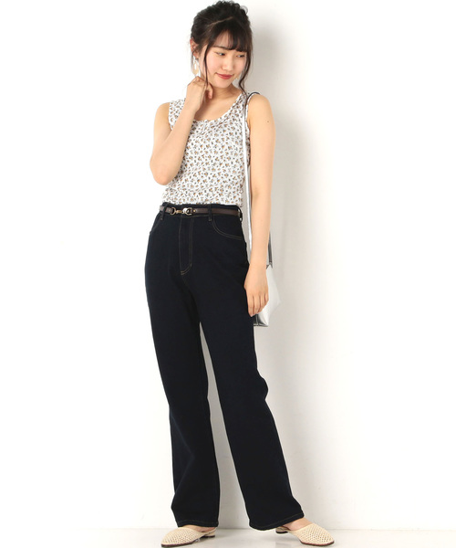 archives(アルシーヴ)の「ブーツカットデニムパンツ(デニムパンツ・レディース・ネイビー/ブルー・SMALL/MEDIUM)」の7枚目の写真