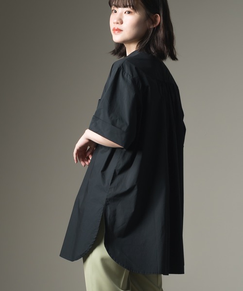 OMNES(オムネス)の「タイプライター 比翼バンドカラー半袖シャツ ビッグポケット(シャツ/ブラウス・レディース・ホワイト/ブラック/ライトグレー/ベージュ・FREE)」の14枚目の写真