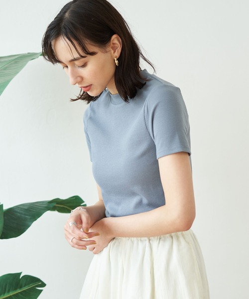 earth music&ecology（アースミュージックアンドエコロジー）の「テレコハイネックプルオーバー ＊（Tシャツ/カットソー・レディース・その他7/ブラック/アイボリー/ライトグリーン/サックスブルー/ブルー系その他2/ブラウン/ピンク・S/M）」の6枚目の写真