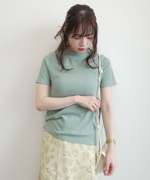 earth music&ecology（アースミュージックアンドエコロジー）の「テレコハイネックプルオーバー ＊（Tシャツ/カットソー・レディース・その他7/ブラック/アイボリー/ライトグリーン/サックスブルー/ブルー系その他2/ブラウン/ピンク・S/M）」の21枚目の写真