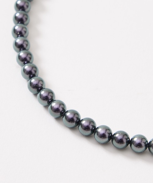 AIMER（エメ）の「【喪服用・WEB限定】マグネット式 6.5ｍｍ珠 貝パールネックレス（ネックレス・レディース・ホワイト/ブラック/グレー・FREE）」の9枚目の写真