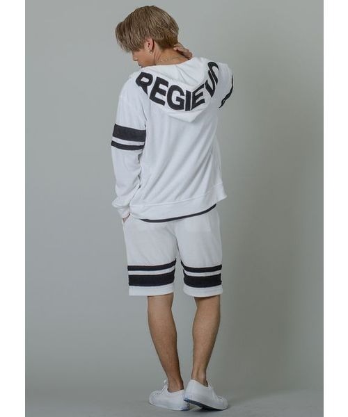 REGIEVO（レジエボ）の「REGIEVO 上品な大人のパイルショートパンツ（スウェットパンツ・メンズ・ブラック/オフホワイト・S/M/L/XL）」の8枚目の写真