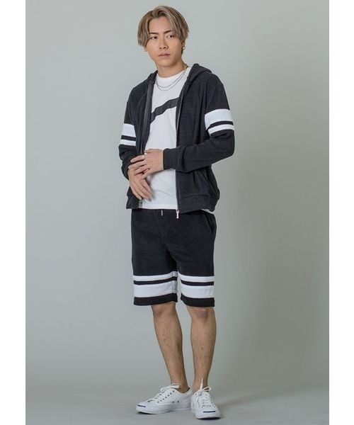 REGIEVO（レジエボ）の「REGIEVO 上品な大人のパイルショートパンツ（スウェットパンツ・メンズ・ブラック/オフホワイト・S/M/L/XL）」の9枚目の写真