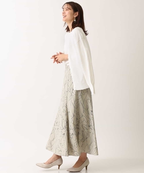 a.v.v（アーヴェヴェ）の「【洗える/アンサンブル対応】Ｖネックカーディガン（カーディガン/ボレロ・レディース・ライトイエロー/ブラック/ホワイト・36/40/34/42/38）」の8枚目の写真