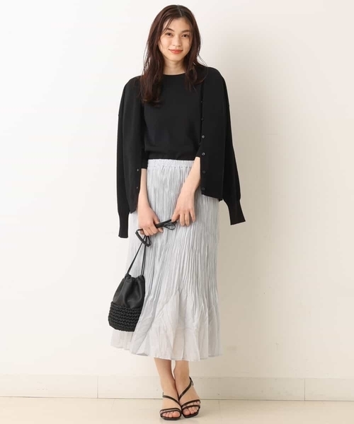 a.v.v（アーヴェヴェ）の「【洗える/アンサンブル対応】Ｖネックカーディガン（カーディガン/ボレロ・レディース・ライトイエロー/ブラック/ホワイト・36/40/34/42/38）」の11枚目の写真