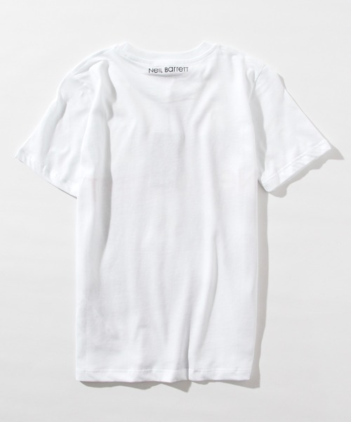 NEIL BARRETT（ニールバレット）の「Neil Barrett（ニール バレット）Tシャツカットソー（Tシャツ/カットソー・キッズ・ホワイト/レッド/ブラック・6YEAR/8YEAR/10YEAR/12YEAR/14Y/4YEAR）」の6枚目の写真