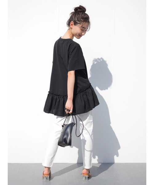 AMERICAN HOLIC（アメリカンホリック）の「異素材切り替え裾フリルカットプルオーバー ＊●（Tシャツ/カットソー・レディース・ブラック/オフホワイト・MEDIUM/LARGE）」の16枚目の写真