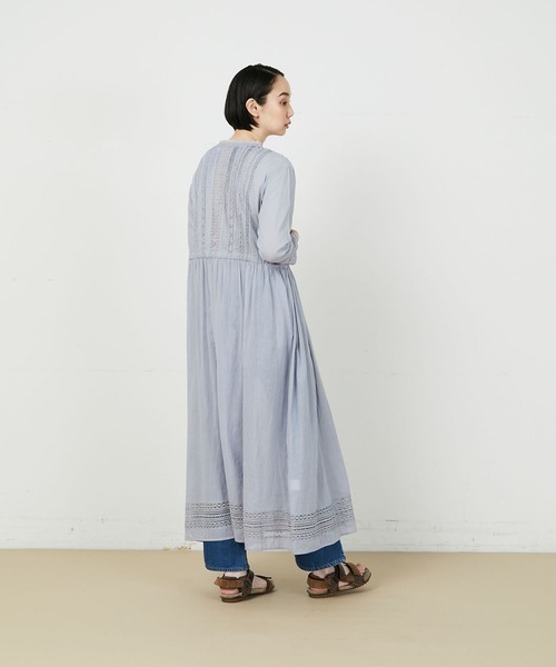 ADIEU TRISTESSE（アデュートリステス）の「インドアンティークレースワンピース（ワンピース・レディース・グレイッシュブルー/ブラック・38）」の12枚目の写真