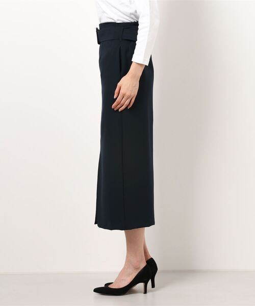 N.(N. Natural Beauty Basic)(エヌエヌナチュラルビューティーベーシック)の「クルミベルトハイウエストタイトスカートⅡ(スカート・レディース・ライトグリーン/ネイビー/ベージュ・SMALL/MEDIUM)」の4枚目の写真