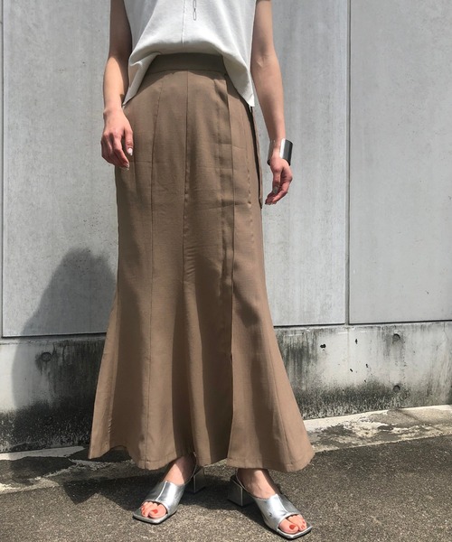 &g'aime（アンジェム）の「【&g’aime】サイドベルトマーメイドスカート（スカート・レディース・ブラック/ベージュ/ライトグリーン・FREE）」の16枚目の写真