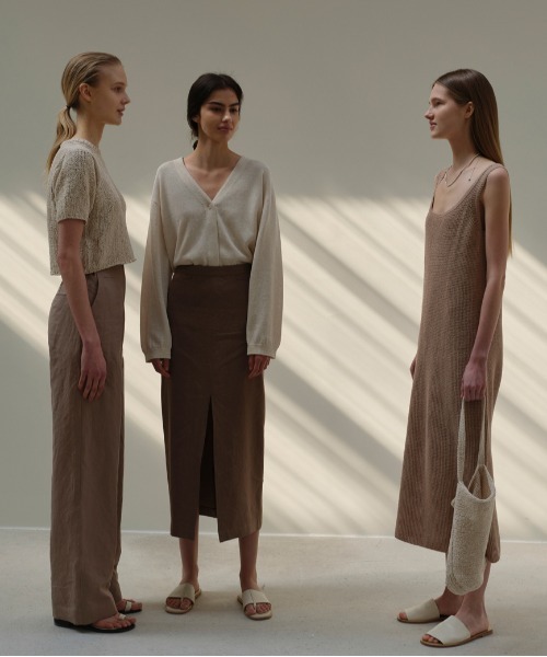 Moia（モイア）の「【Moia】SLIT SKIRT / モイア リネン スリット ロング スカート（スカート・レディース・クリーム/ブラウン・SMALL/MEDIUM）」の16枚目の写真