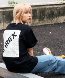 AVIREX | 【直営店限定】バンダナプリント ボックスロゴティーシャツ/ BANDANA PRINT BOX LOGO T-SHIRT(Tシャツ/カットソー)