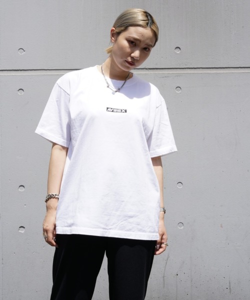 AVIREX（アヴィレックス）の「【WEB&DEPOT限定】バンダナプリント ボックスロゴティーシャツ/ BANDANA PRINT BOX LOGO T-SHIRT（Tシャツ/カットソー・レディース・ブラック/レッド/クリアレッド/ブラック系その他/ネイビー/ブルー・MEDIUM/LARGE/X-LARGE/XX-LARGE）」の13枚目の写真