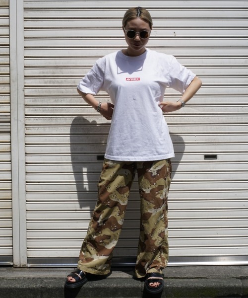 AVIREX（アヴィレックス）の「【WEB&DEPOT限定】バンダナプリント ボックスロゴティーシャツ/ BANDANA PRINT BOX LOGO T-SHIRT（Tシャツ/カットソー・レディース・ブラック/レッド/クリアレッド/ブラック系その他/ネイビー/ブルー・MEDIUM/LARGE/X-LARGE/XX-LARGE）」の15枚目の写真