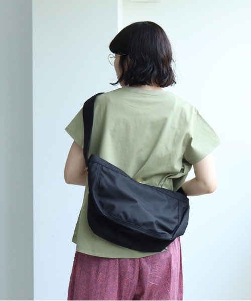 bulle de savon（ビュルデサボン）の「MARINDAY 66NYLON　BLUEBLUE（ショルダーバッグ・レディース・ブラック/アイボリー・FREE）」の11枚目の写真