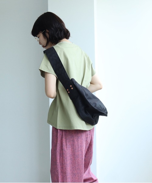 bulle de savon（ビュルデサボン）の「MARINDAY 66NYLON　BLUEBLUE（ショルダーバッグ・レディース・ブラック/アイボリー・FREE）」の12枚目の写真