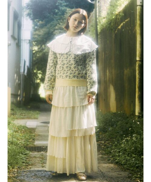 merry jenny(メリージェニー)の「flower gardenジャガードニット(ニット/セーター・レディース・オフホワイト/ネイビー/ブラウン・FREE)」の7枚目の写真