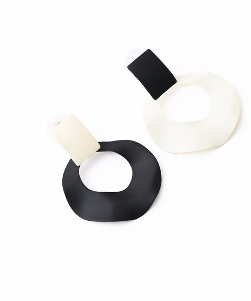 Narcissus（ナルシス）の「【Narcissus】モノトーンピアス（ピアス（両耳用）・レディース・ブラック・FREE）」の6枚目の写真