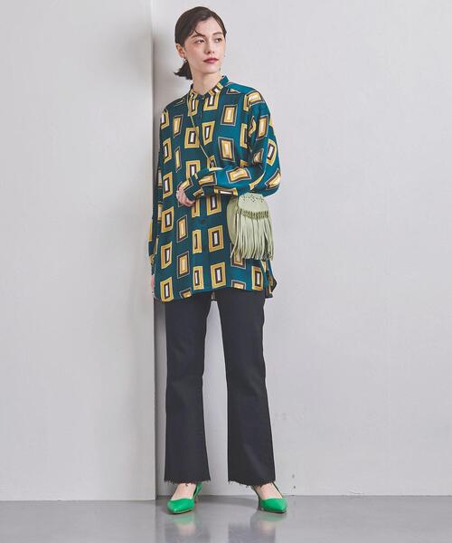 UNITED ARROWS（ユナイテッドアローズ）の「＜UNITED ARROWS＞フレア デニムパンツ W（デニムパンツ・レディース・ホワイト/ブラック/コバルトブルー・34/36/38）」の12枚目の写真