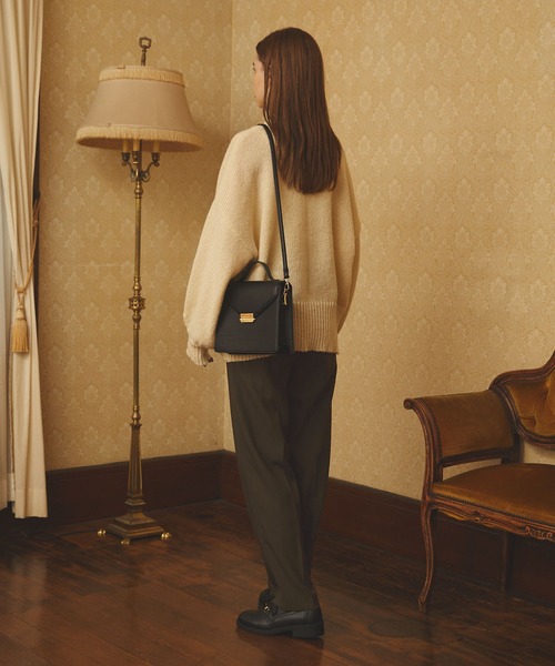 PURIL（ピュリル）の「【PURIL】TRセンタープレス タック入りテーパードパンツ（スラックス・レディース・ブラウン/カーキ/ボルドー・S/M）」の17枚目の写真