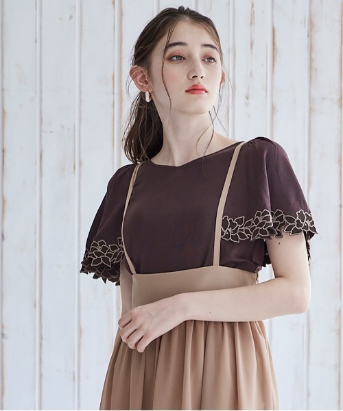 12Twelve Agenda（トゥエルブ　アジェンダ）の「Vネック刺繍フレアスリーブニットプルオーバー（ニット/セーター・レディース・ブラウン/アイボリー/ブラック・M）」の3枚目の写真