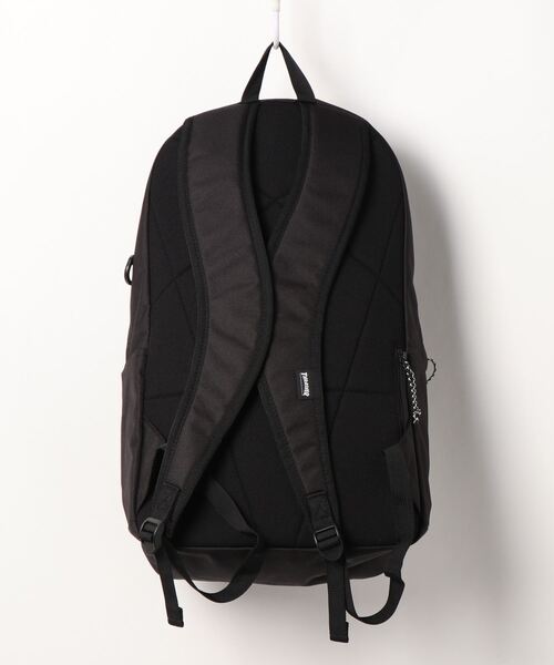 THRASHER（スラッシャー）の「HOMETOWN BACKPACK 23L/スラッシャーバックパックリュックサック（バックパック/リュック・メンズ・パープル/ブラック×ホワイト/ブラック×パープル/ブラック系その他・FREE）」の5枚目の写真