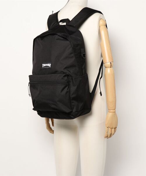 THRASHER（スラッシャー）の「HOMETOWN BACKPACK 23L/スラッシャーバックパックリュックサック（バックパック/リュック・メンズ・パープル/ブラック×ホワイト/ブラック×パープル/ブラック系その他・FREE）」の8枚目の写真