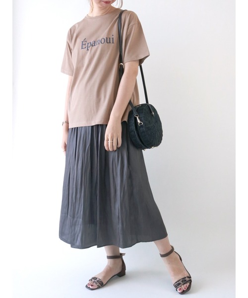 Te chichi（テチチ）の「フロッキーロゴTシャツ（Tシャツ/カットソー・レディース・ベージュ/モカ/チャコール・ﾌﾘ-）」の7枚目の写真