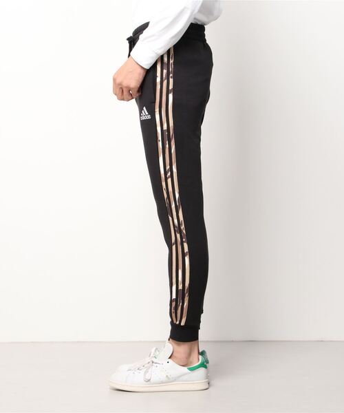 adidas（アディダス）の「adidas/アディダス ３ストライプ スウェットパンツ IYQ75（その他パンツ・メンズ・ブラック・S/M/O/L）」の2枚目の写真