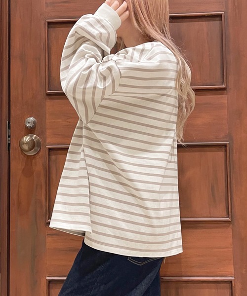 apres jour（アプレジュール）の「ボーダー袖ボリュームロンＴ【ZOZOTOWN限定アイテム】（Tシャツ/カットソー・レディース・オフホワイト/ラベンダー・フリー/X-LARGE）」の7枚目の写真