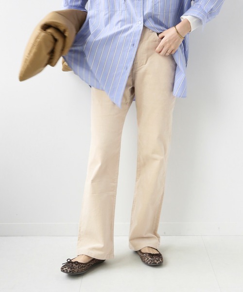 JOURNAL STANDARD relume(ジャーナルスタンダード レリューム)の「フレアコーデュロイパンツ◆(その他パンツ・レディース・ベージュ/ナチュラル/カーキ/キャメル・36/38/40)」の3枚目の写真