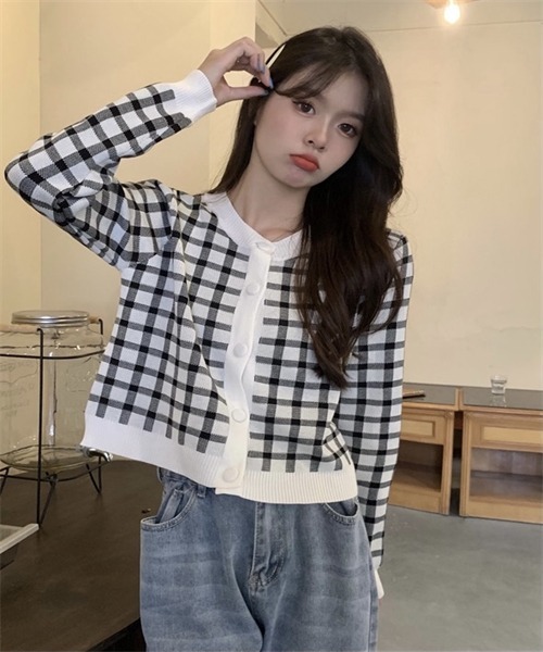 Dream garden（ドリームガーデン）の「ショート丈 チェック柄ニットカーディガン（ニット/セーター・レディース・ブルー/イエロー/ピンク/ブラック・FREE）」の9枚目の写真