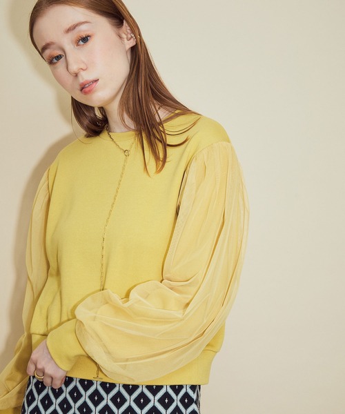 MADEMOISELLE ROPE'(マドモアゼル ロペ)の「<春まで使える>チュールコンビスリーブスウェット(Tシャツ/カットソー・レディース・ブラック/オフホワイト/イエロー・38)」の3枚目の写真