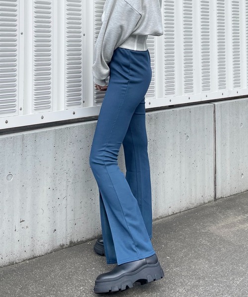 SPIRALGIRL（スパイラルガール）の「スリットフレアカットパンツ（その他パンツ・レディース・ブラック/ブルー/ベージュ・FREE）」の3枚目の写真